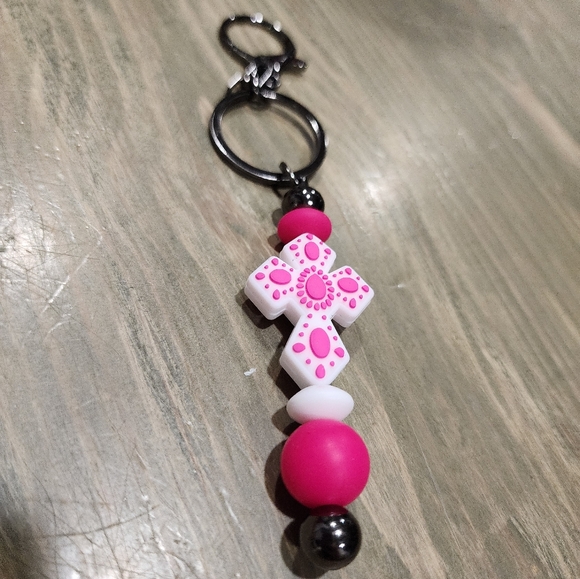 Cross Keychain - Picture 2 of 2